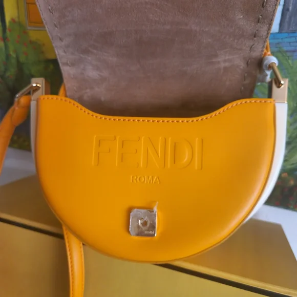 New with Tag Moonlight Fendi Crossbody with Dustcover Box and COA and care card - Picture 3 of 16